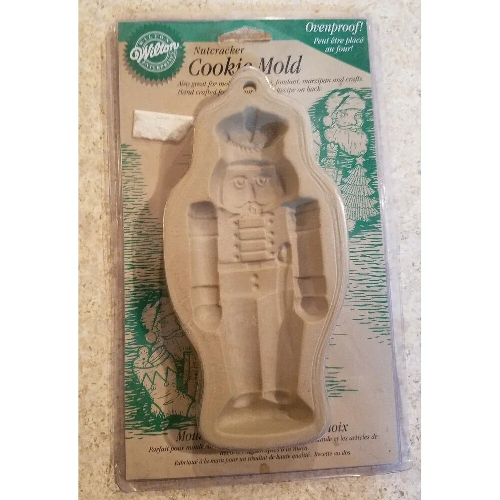 WILTON Christmas COOKIE MOLD lot (3 pieces) OVENPROOF Santa Nutcracker Stocking